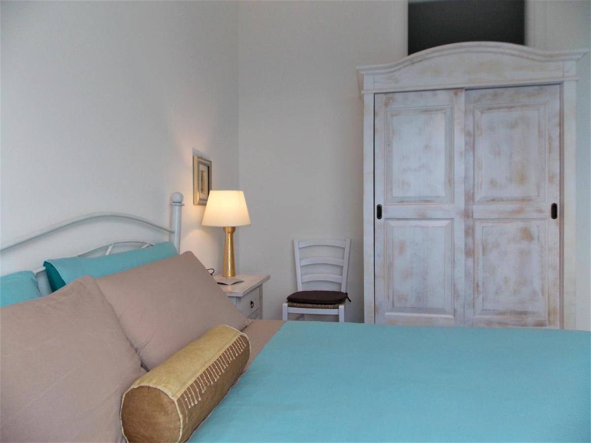 La Terrazza Di Archimede Bed & Breakfast กัสเตลซาร์โด ภายนอก รูปภาพ