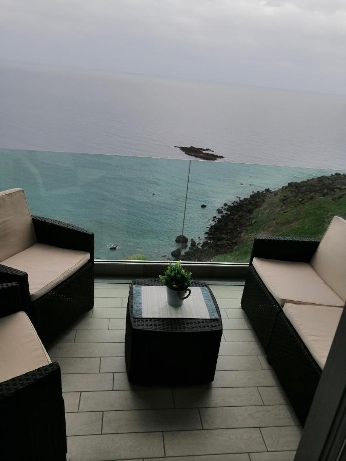 La Terrazza Di Archimede Bed & Breakfast กัสเตลซาร์โด ภายนอก รูปภาพ
